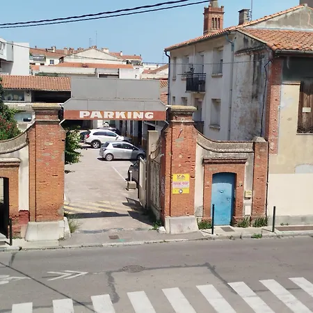 Appartement Grand T2 Avec Clim Balcon Wifi Perpignan