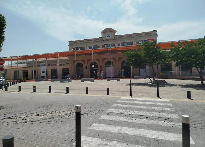 Grand T2 Avec Clim Balcon Wifi דירה פרפיניין